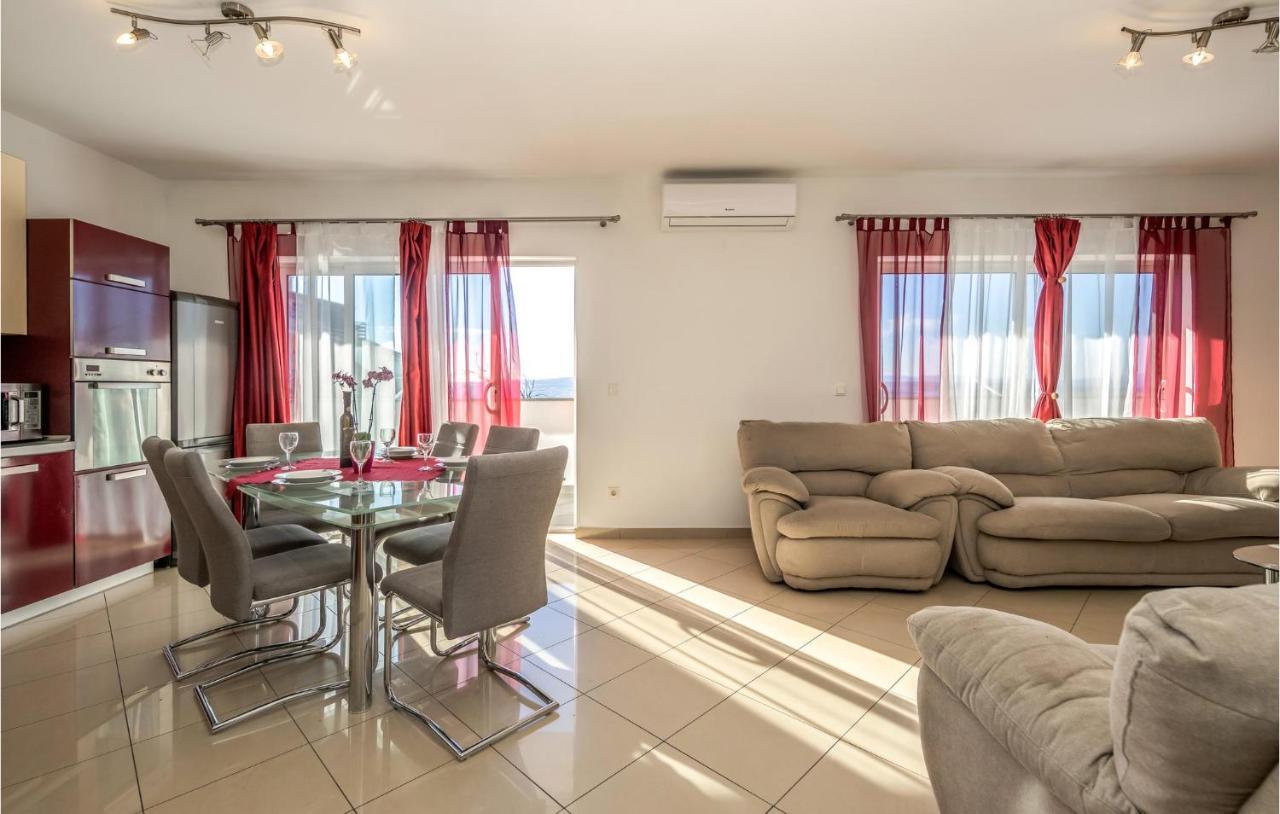 Nice Apartment In Crikvenica With House Sea View Dış mekan fotoğraf